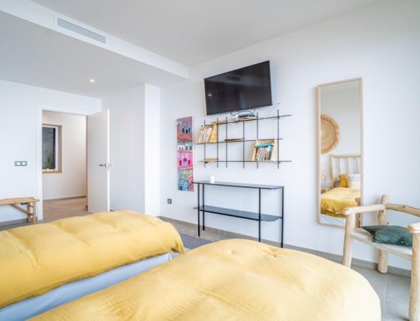 Venta · Villa / Chalet · Canyelles