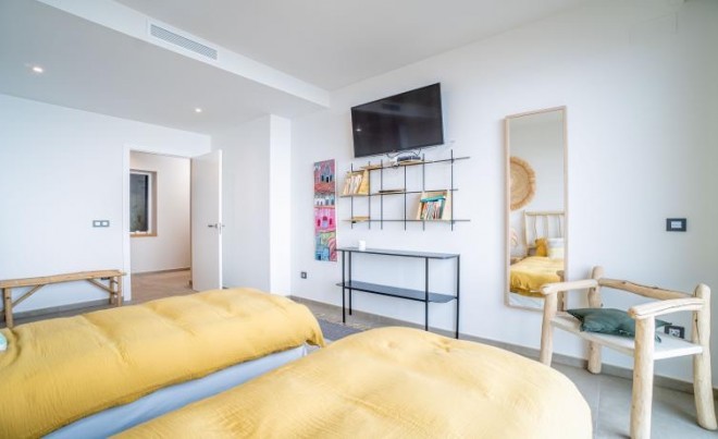 Venta · Villa / Chalet · Canyelles