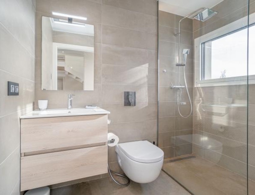 Venta · Villa / Chalet · Canyelles