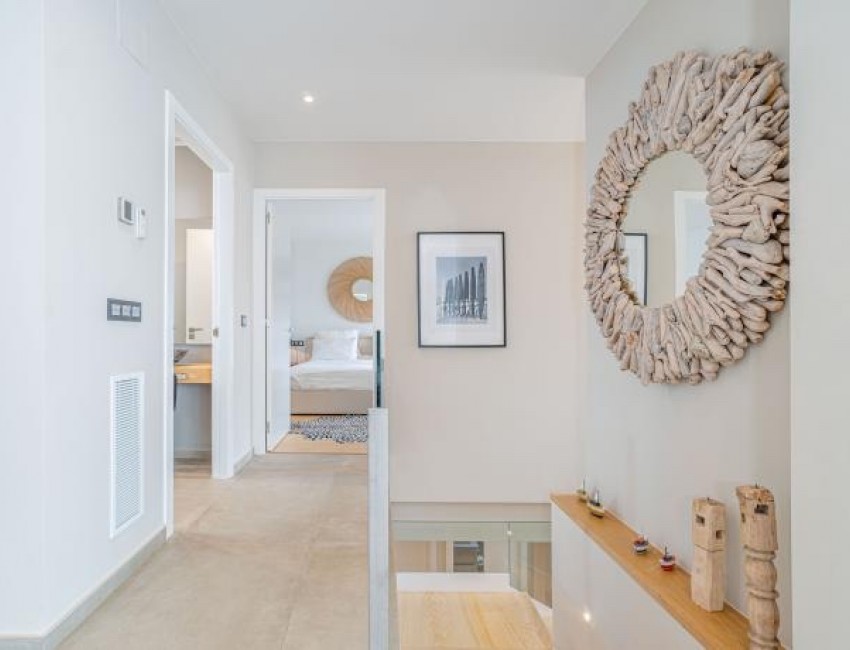 Venta · Villa / Chalet · Canyelles