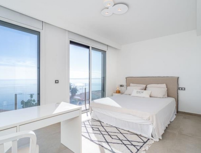 Venta · Villa / Chalet · Canyelles