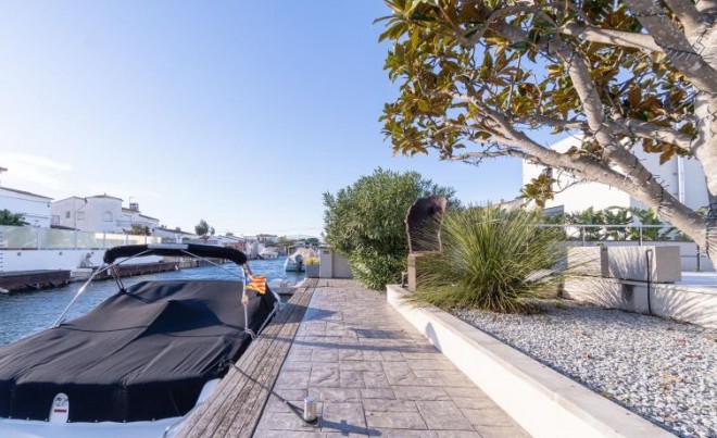 Venta · Villa / Chalet · Empuriabrava