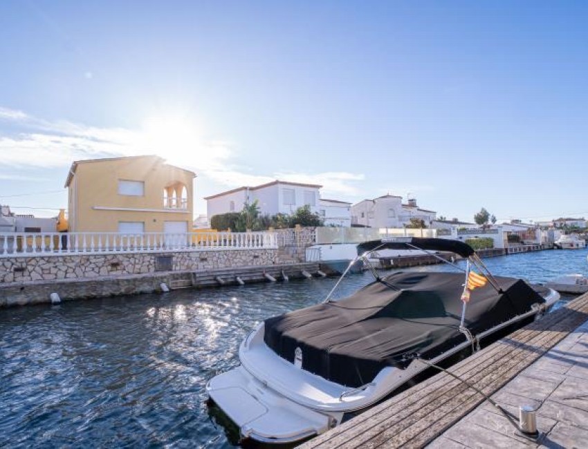Venta · Villa / Chalet · Empuriabrava