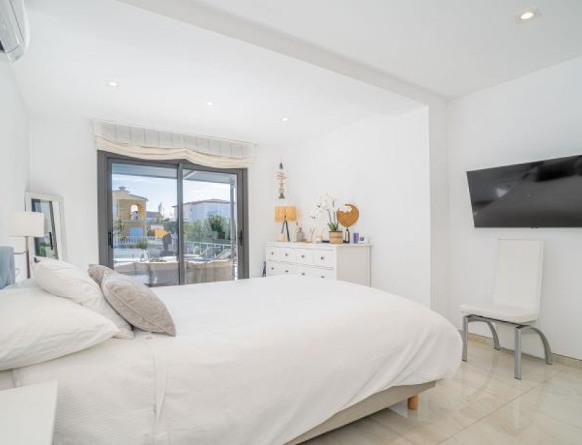 Venta · Villa / Chalet · Empuriabrava
