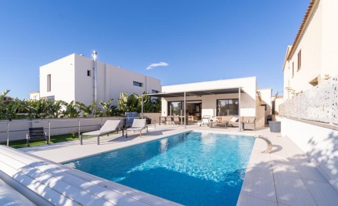 Venta · Villa / Chalet · Empuriabrava