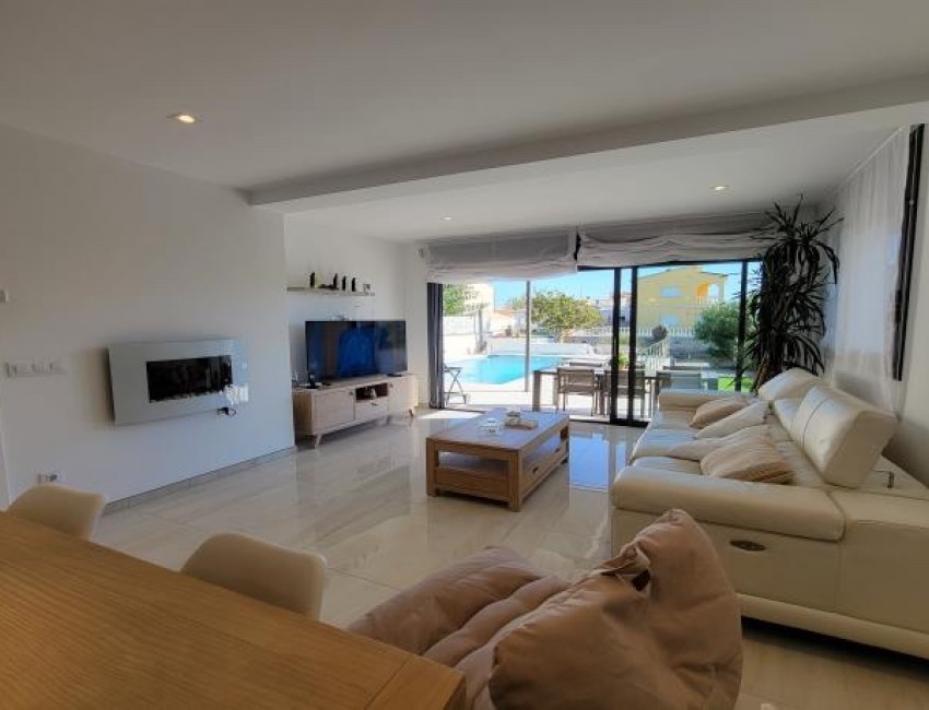 Venta · Villa / Chalet · Empuriabrava