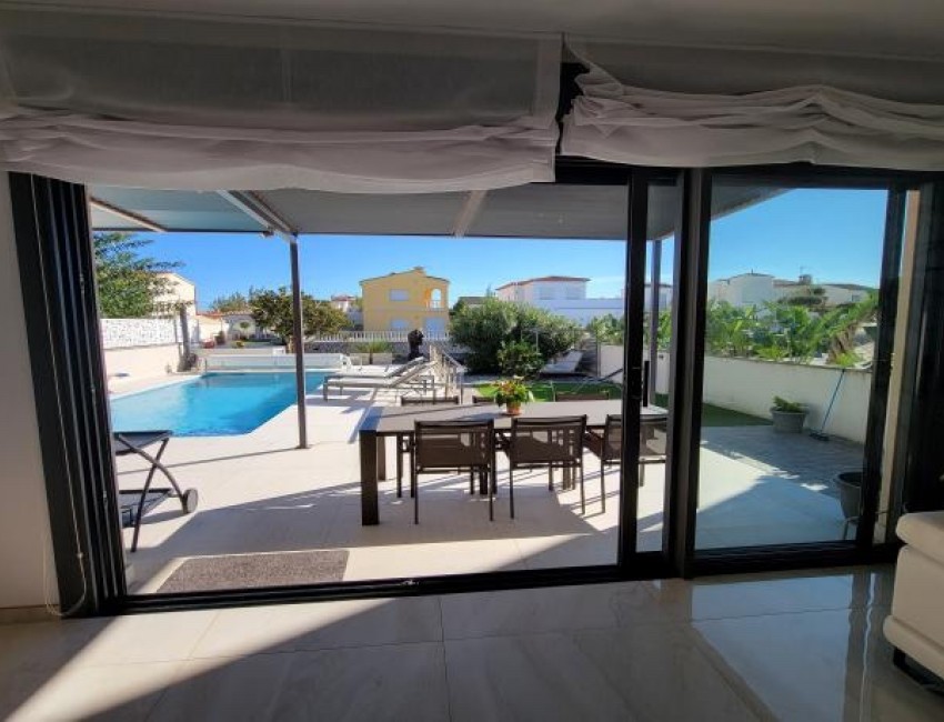 Venta · Villa / Chalet · Empuriabrava