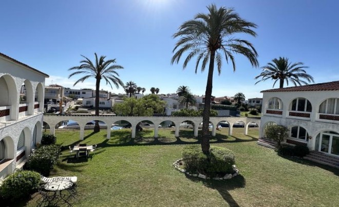 Sale · Apartment / Flat · Empuriabrava