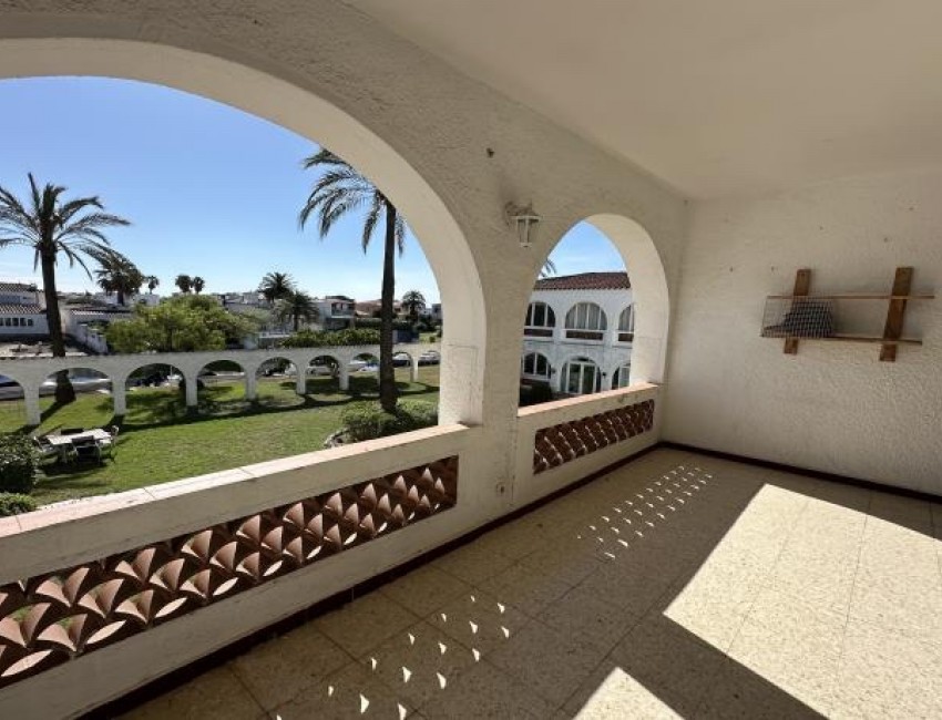 Sale · Apartment / Flat · Empuriabrava