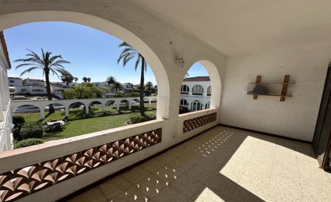 Sale · Apartment / Flat · Empuriabrava