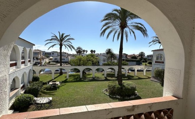 Sale · Apartment / Flat · Empuriabrava