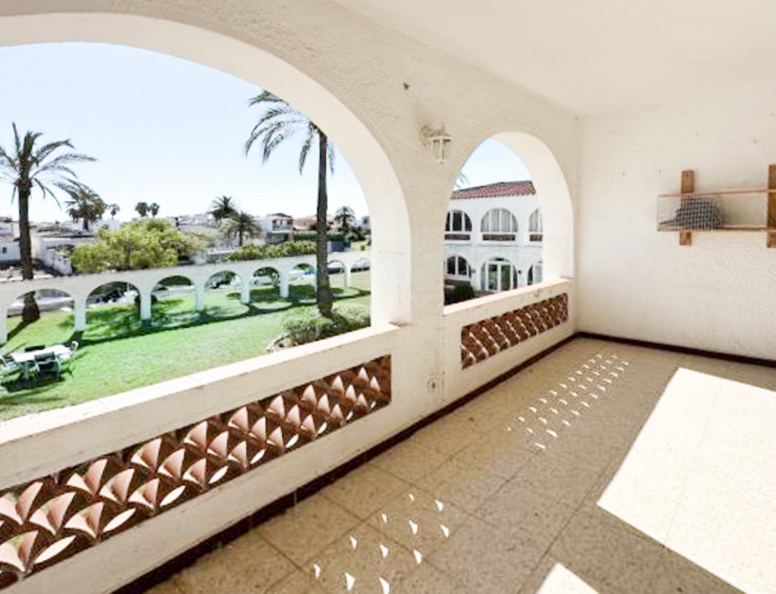 Sale · Apartment / Flat · Empuriabrava