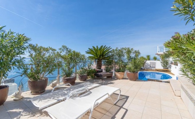 Revente · Villa · Roses