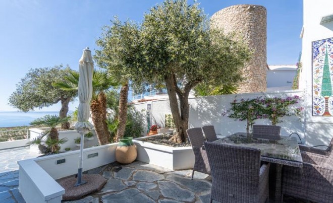 Revente · Villa · Roses