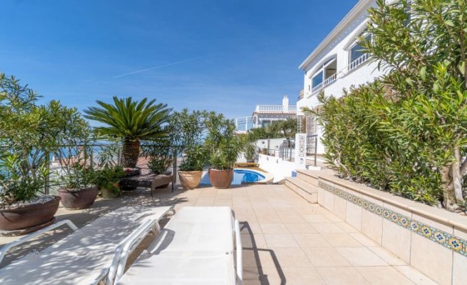 Revente · Villa · Roses