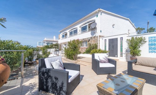 Revente · Villa · Roses