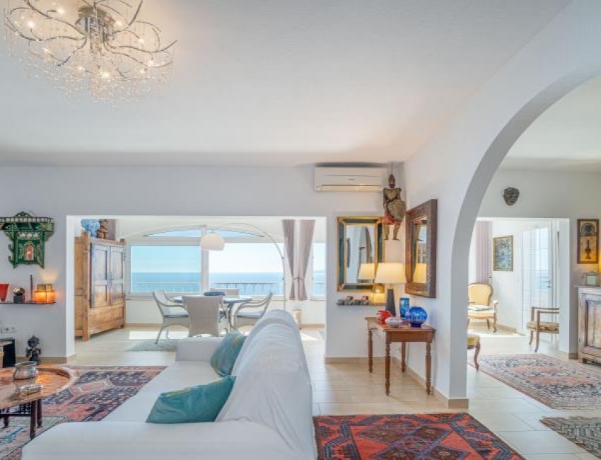 Revente · Villa · Roses