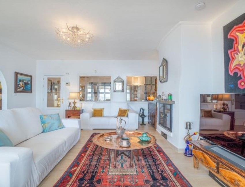 Revente · Villa · Roses