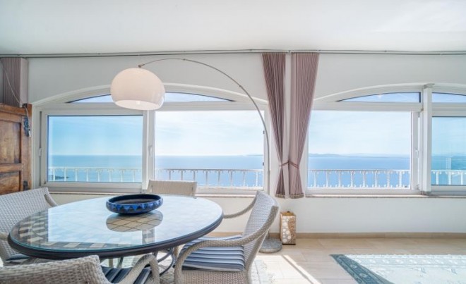 Revente · Villa · Roses