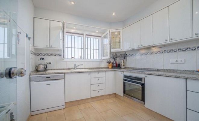 Revente · Villa · Roses