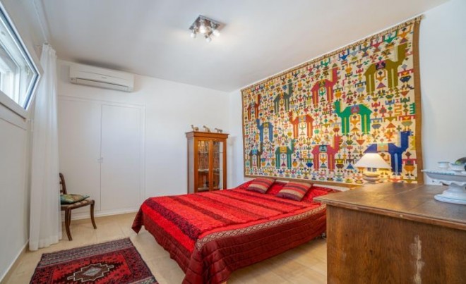 Revente · Villa · Roses