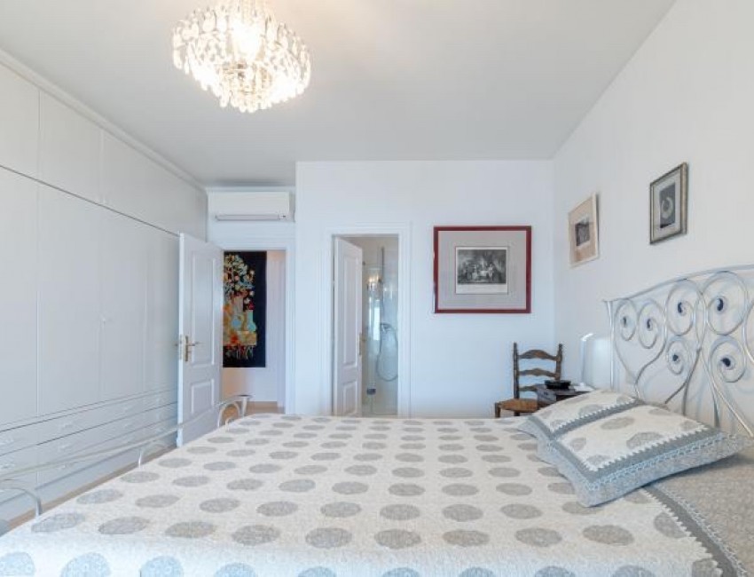 Revente · Villa · Roses