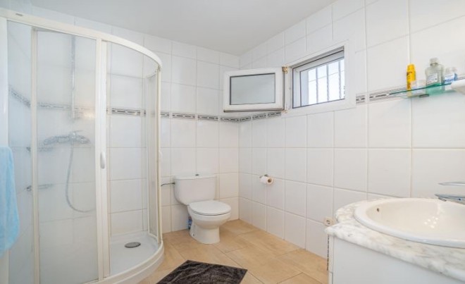 Revente · Villa · Roses