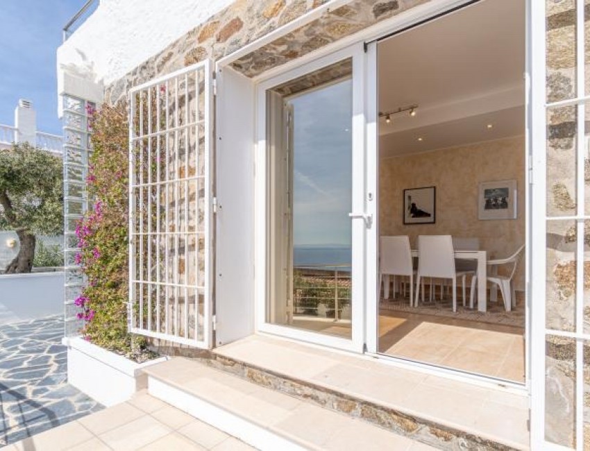 Revente · Villa · Roses