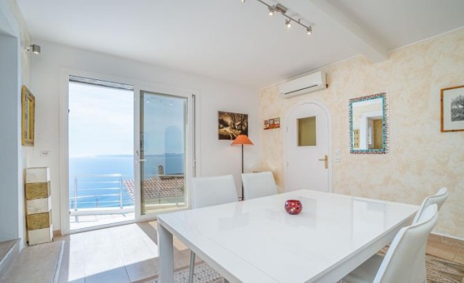 Revente · Villa · Roses