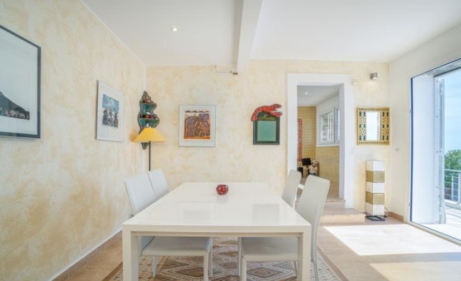 Revente · Villa · Roses