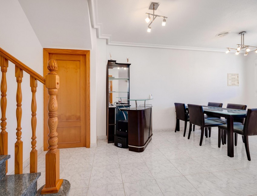 Venta · Villa / Chalet · Torrevieja