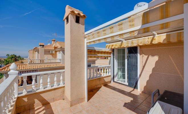 Venta · Villa / Chalet · Torrevieja