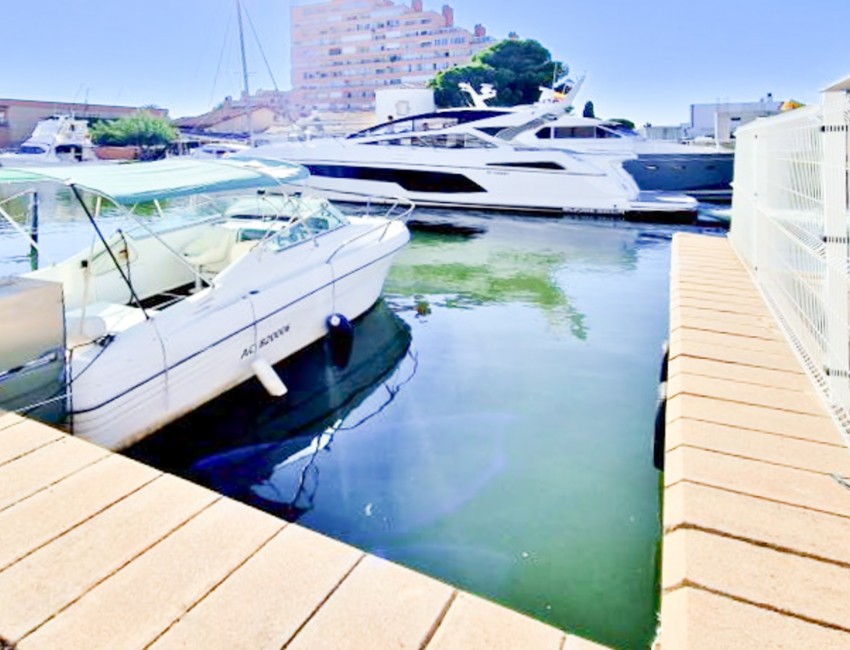 Revente · Villa · Roses