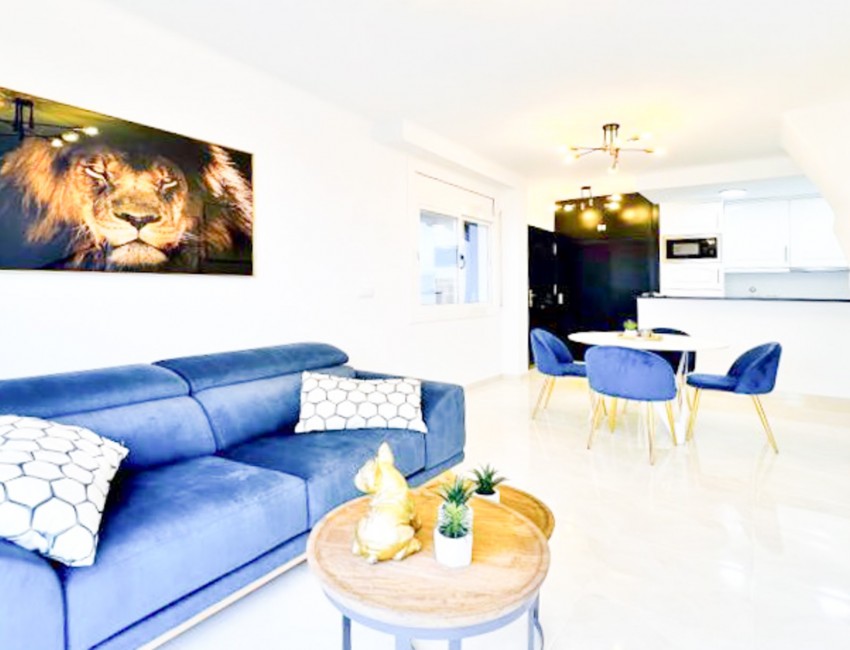 Revente · Villa · Roses