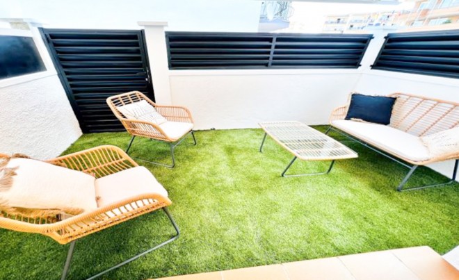 Revente · Villa · Roses