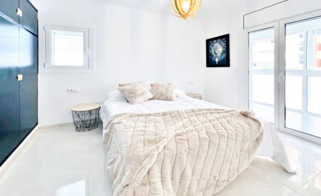 Revente · Villa · Roses