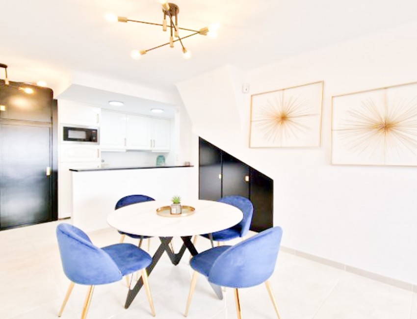 Revente · Villa · Roses