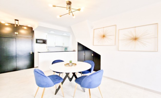 Revente · Villa · Roses