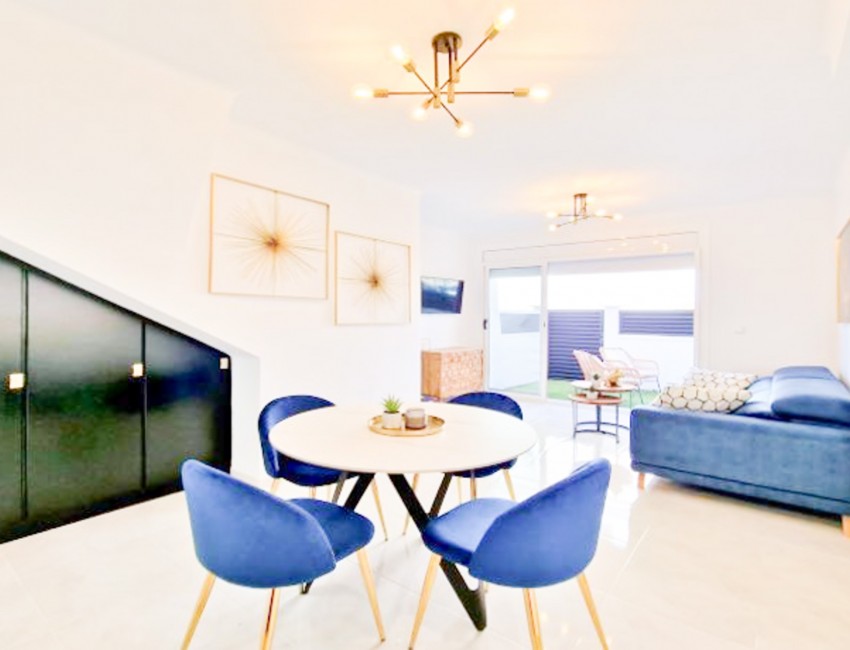 Revente · Villa · Roses