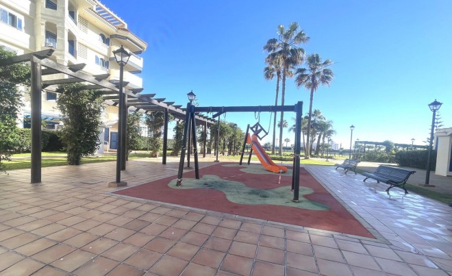 Revente · Appartement · San Luis de Sabinillas · Costa del Sol