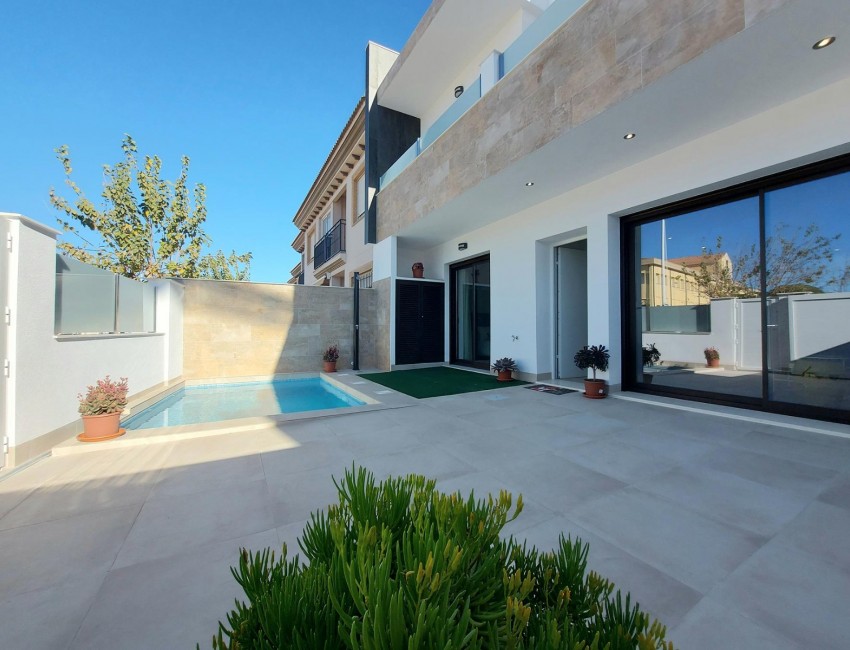 Nueva construcción  · Villa / Chalet · San Pedro del Pinatar