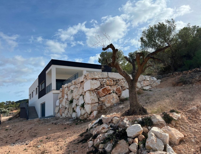 Nueva construcción  · Villa / Chalet · Canada De La Lena