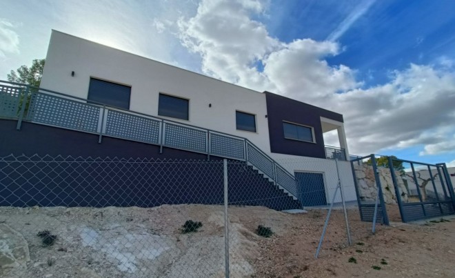 Nueva construcción  · Villa / Chalet · Canada De La Lena