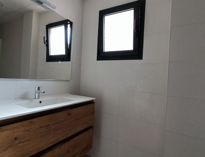 Nueva construcción  · Villa / Chalet · Canada De La Lena