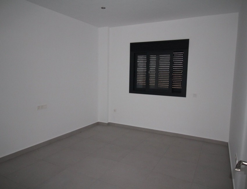 Nueva construcción  · Villa / Chalet · Canada De La Lena