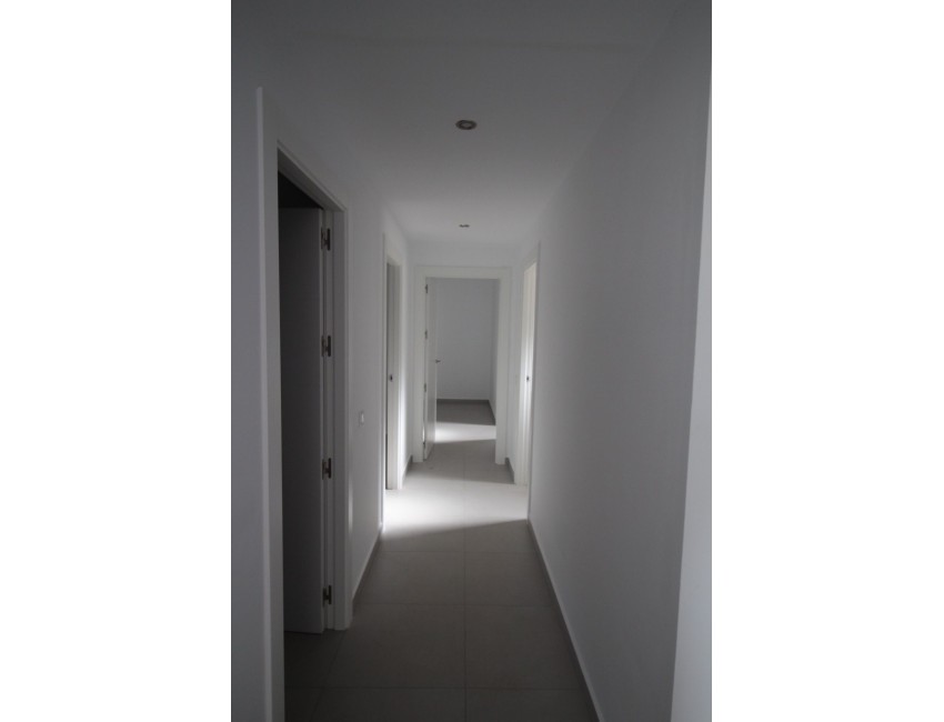 Nueva construcción  · Villa / Chalet · Canada De La Lena