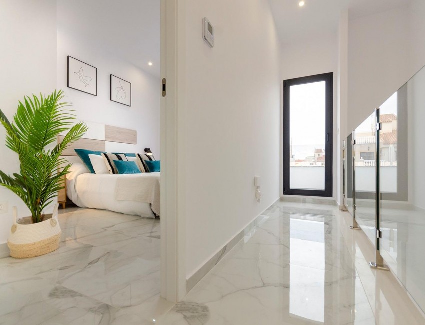 Nueva construcción  · Villa / Chalet · Torrevieja · Torretas