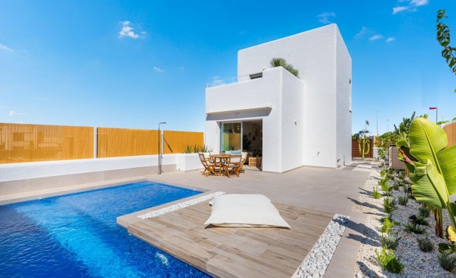 Nueva construcción  · Villa / Chalet · Los Alcazares · Serena Golf