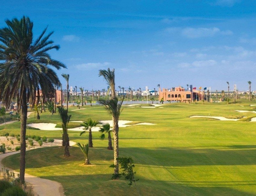 Nueva construcción  · Villa / Chalet · Los Alcazares · Serena Golf