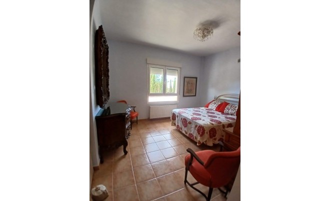 Venta · Villa / Chalet · Yecla